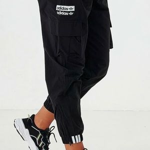Womens Adidas Balloon/Cargo Pants XL
